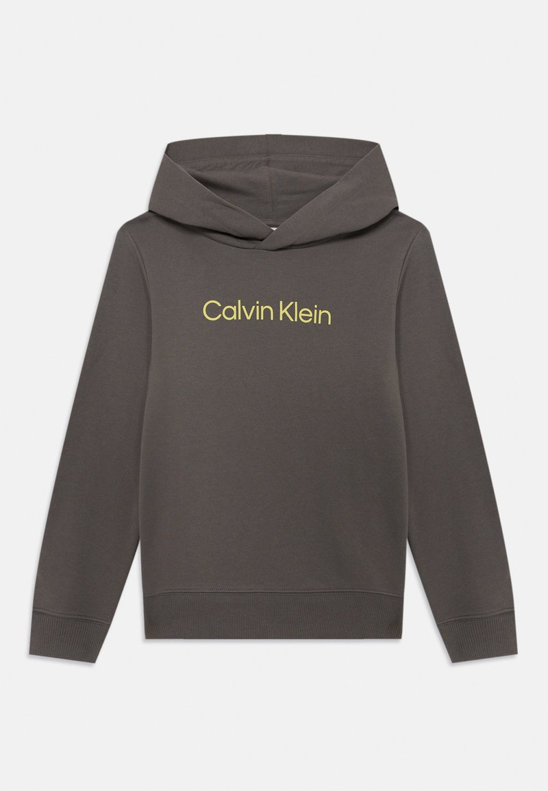 Sweatshirt cinza com capuz, apresentando um logótipo frontal em amarelo. Feito de material suave com punhos e barra canelados. Design simples e clássico.