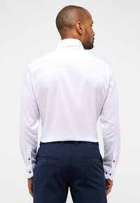 Eterna PERFORMANCE SHIRT - MODERN FIT - Hemd - weiß
