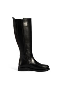 Schwarze Lederstiefel bis zum Knie mit einem glatten Finish, seitlichem Reißverschluss und einer flachen Sohle, die dezente Nietenverzierungen am Schaft aufweist.