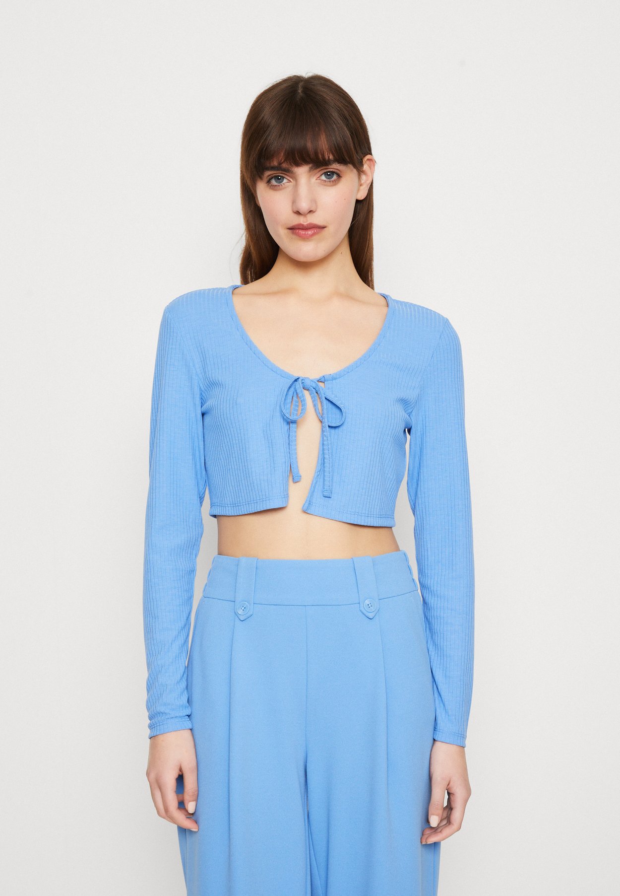 ONLELLA SHORT TIE CARDIGAN