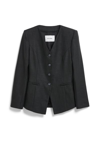 Blazer tailored grigio scuro con maniche lunghe, quattro bottoni sul davanti e due tasche frontali orizzontali, etichettato "Ivy Oak."