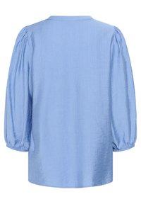 Lichtblauwe blouse met een relaxte pasvorm, ronde halslijn en opgeblazen mouwen met elastische manchetten. Gelaagd stof met een subtiele glans.