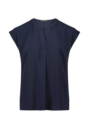 Navyblauwe blouse met korte mouwen, met een geplooide voorkant, ronde halslijn en zachte stof. Glad oppervlak; geen zichtbare patronen of hardware.