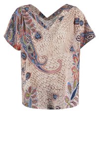 Blusa de manga corta con escote en pico, con un fondo beige. Patrón decorativo de paisley y flores en acentos azules, rojos y verdes.