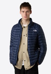 The North Face M HUILA SYNTHETIC JACKET - Zimní bunda - summit navy