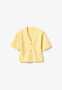 Wybrany, butter yellow