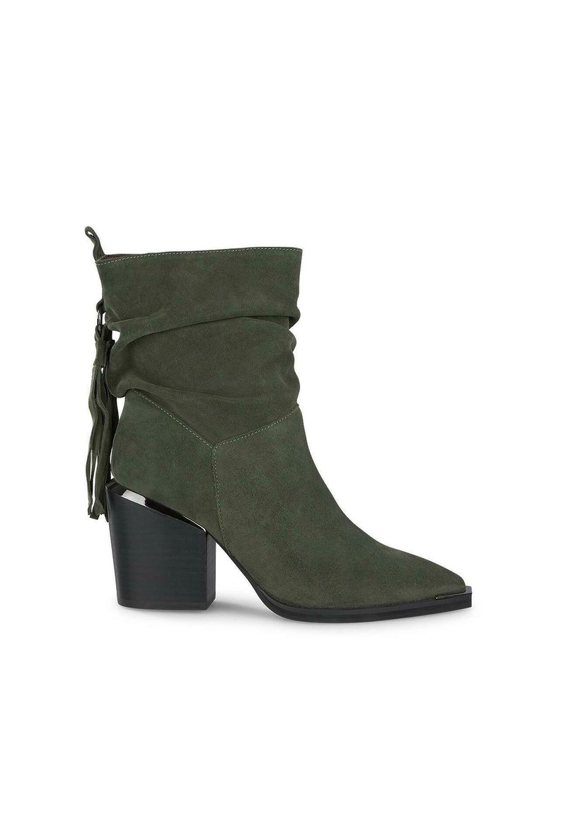 Botines