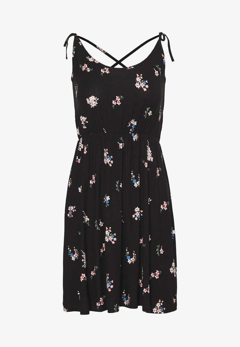 Robe noire à motifs floraux avec bretelles spaghetti. Elle présente un corsage ajusté et une jupe évasée. Le motif floral comprend des accents roses et bleus. Tissu doux.