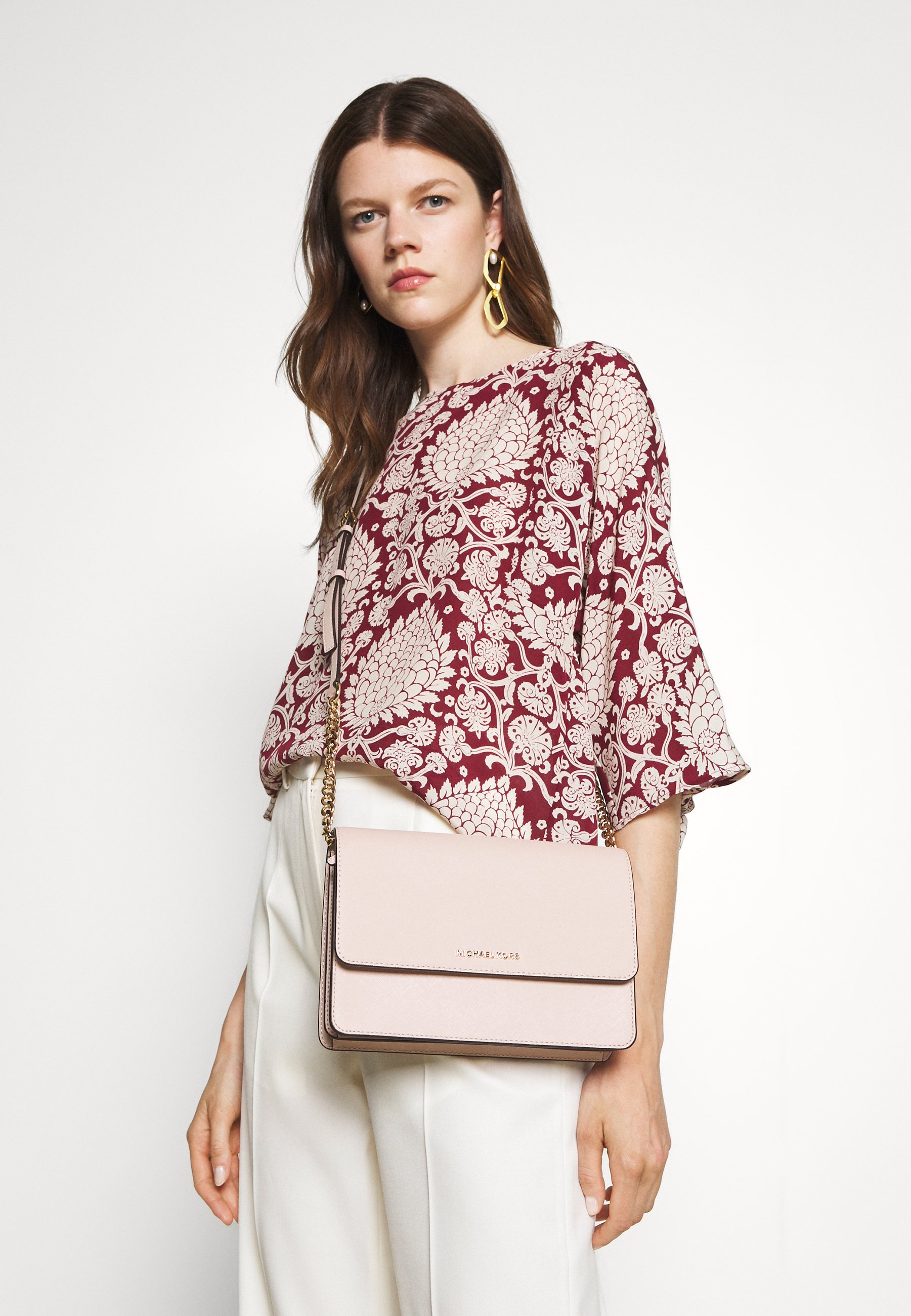 daniela michael kors