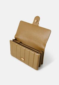 Pinko LOVE ONE CLASSIC - Torba čez telo - piantagione/antique gold-coloured
