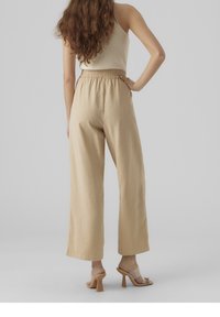 Vero Moda Trousers - beige