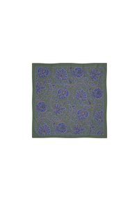Kwadratowy szalik w oliwkowym zielonym kolorze z misternym florystycznym wzorem paisley w odcieniach niebieskiego i purpurowego. Gładka tekstura z kontrastującą bordiura.