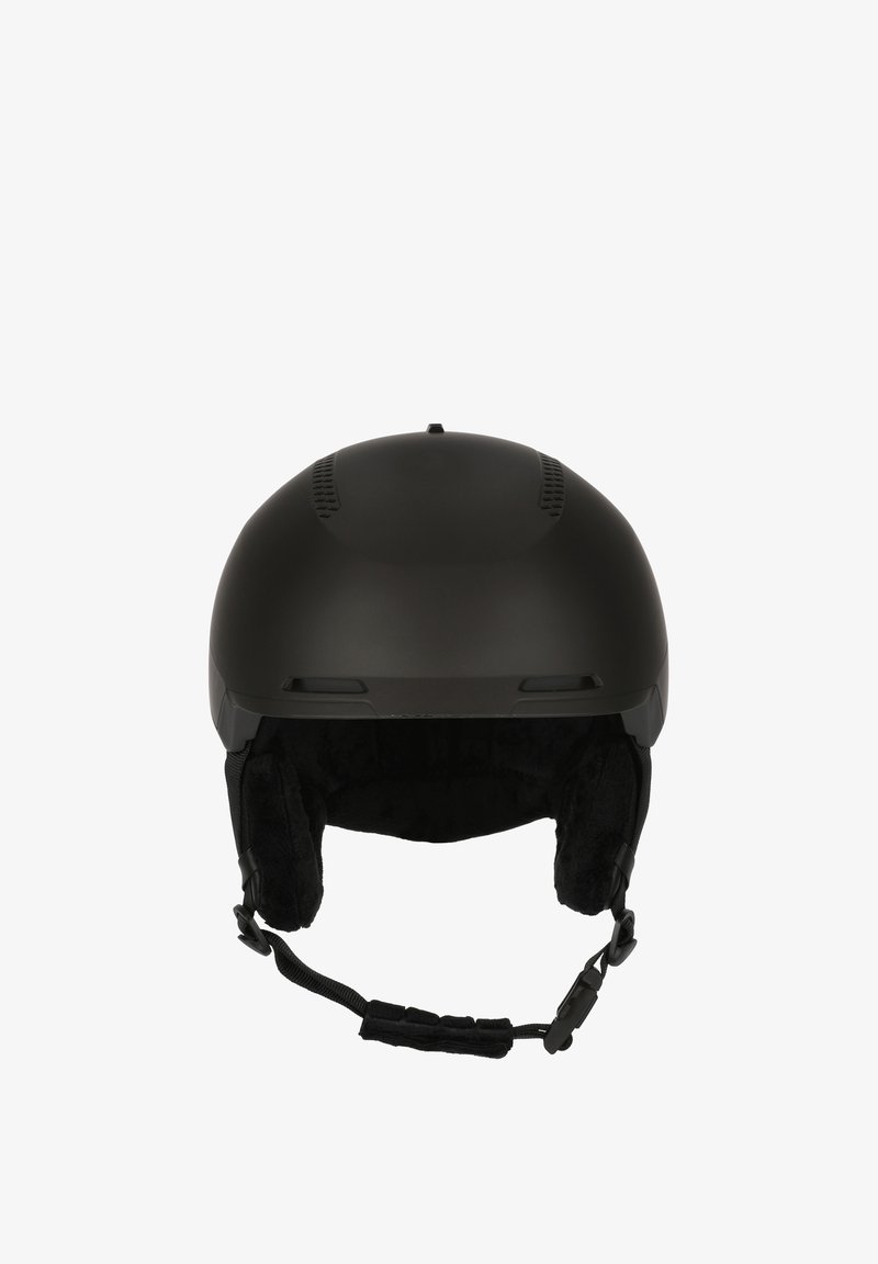 Sort skihjelm med en glat mat finish, ventileret top, blødt indvendigt for, justerbar hagerem og en tæt, rund form.