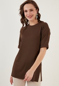 LELA Slim Fit - Bluza - dark brown