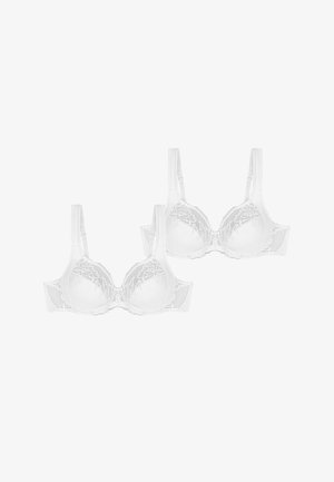 Zwei weiße BHs mit Spitzenakzenten, Bügelunterstützung, verstellbaren Trägern und weichem Stoff. Mit gewelltem Rand und glatter Oberfläche.