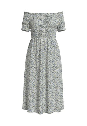 Hellblaues schulterfreies Kleid mit kurzen Ärmeln, gerafftem Oberteil und weißem Gänseblümchen-Blumenmuster, knieumspieltem, fließendem Rock.
