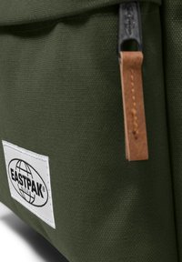 Eastpak PADDED PAK'R - Mochila - graded jungle