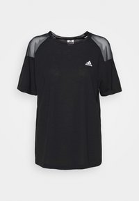 T-shirt sportivo nero a maniche corte, con pannelli in rete trasparente sulle spalle e logo Adidas bianco sulla parte sinistra del petto.