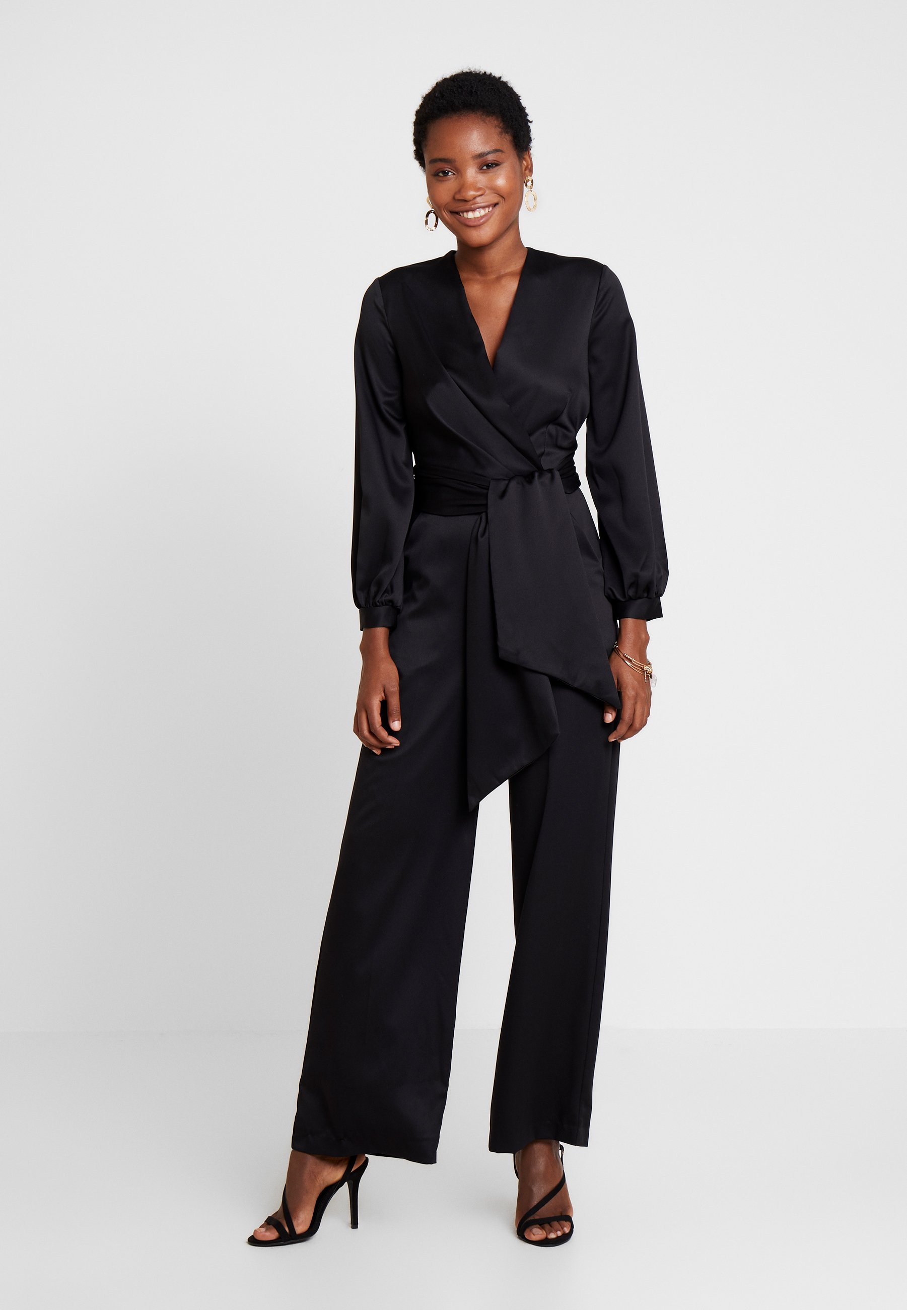 Closet WRAP Jumpsuit black Zalando.no NA-KD DEEP V NECK BATWING - Jumpsuit - black