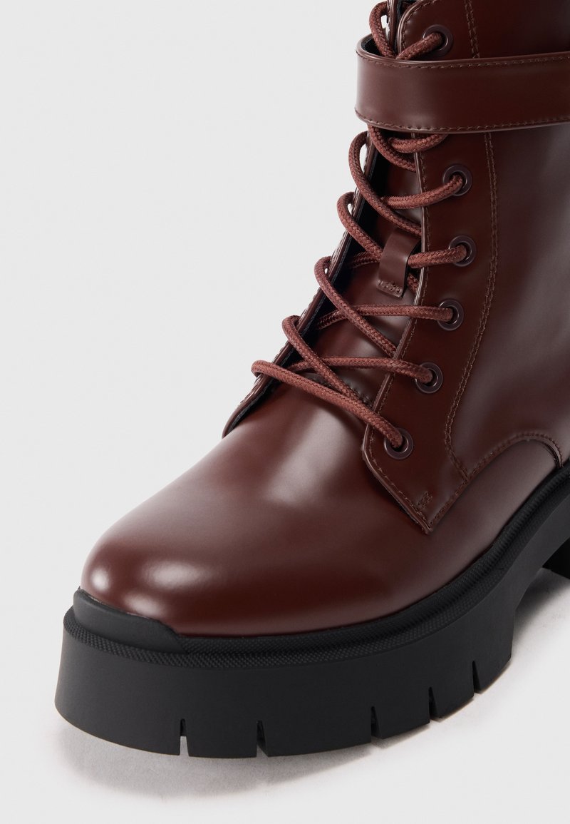 HUGO KRIS Botines con cordones dark brown/marrón oscuro