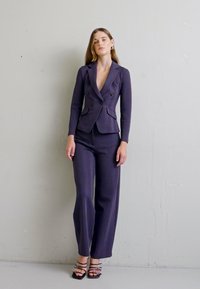Emporio Armani PANTALONI - Püksid - blue notte/nero