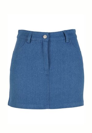 Jeansrock in Blau, mit taillierter Passform, vorderen Taschen und zentraler Knopfverschluss. Glatte Textur mit dezenten Nahtdetails.