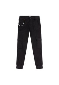 Czarne spodnie cargo z wieloma kieszeniami, elastycznymi mankietami i odpinanym akcentem w postaci łańcucha. Strukturalny materiał o gładkiej fakturze.