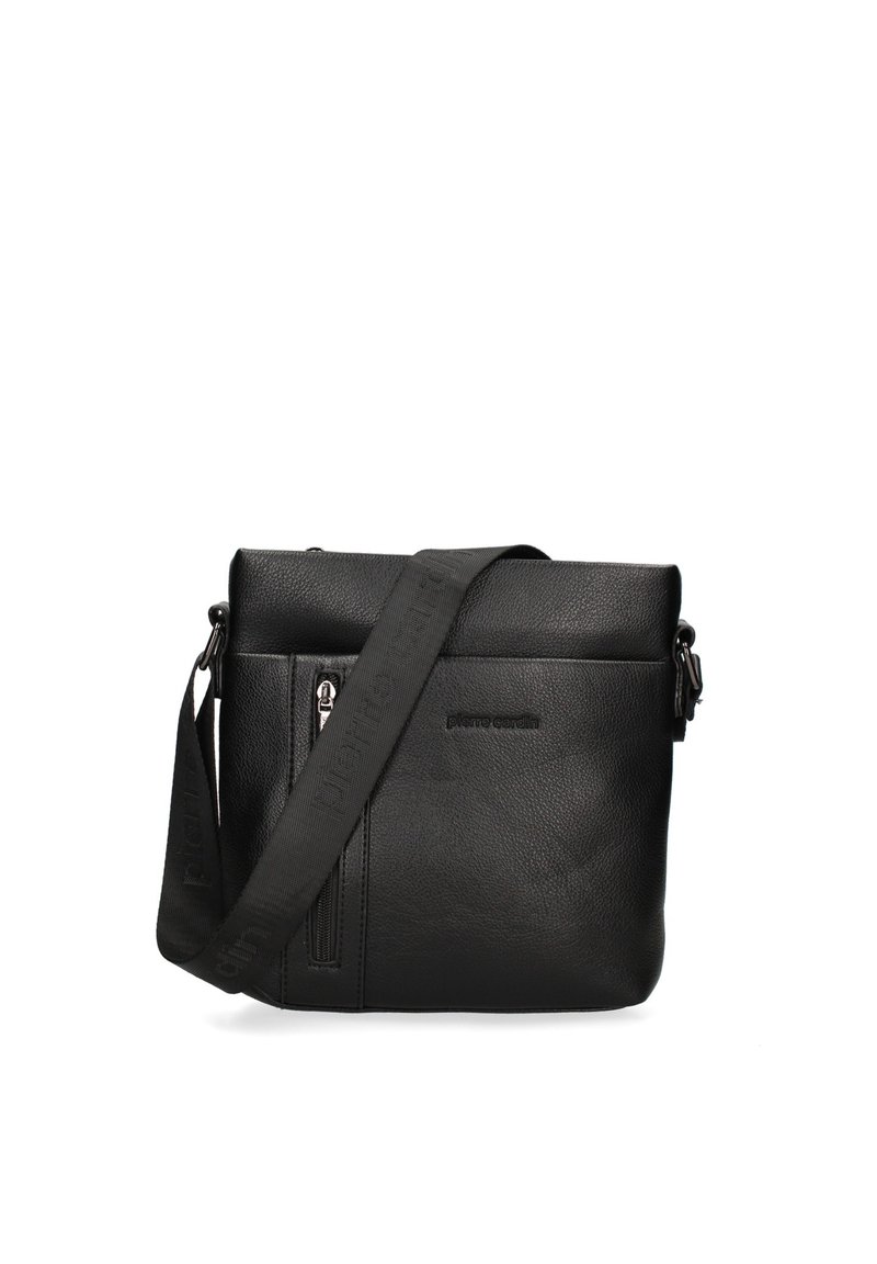 Borsa a tracolla nera in pelle con finitura testurizzata, tasca con zip e tracolla regolabile con marchio in rilievo sul davanti.