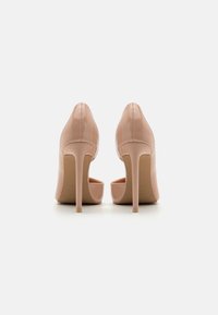 Call it Spring MESMERIZE - Klasiski papēži - other beige