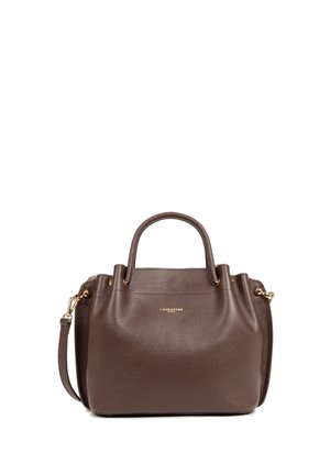 Sac à main en cuir marron avec finition texturée, doubles poignées et bandoulière amovible avec ferrures dorées.