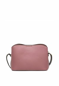 Różowa torebka przez ramię z fakturowanej skóry, z zaokrąglonym dnem, brązowymi akcentami i regulowanym paskiem. Posiada zamek błyskawiczny i prosty design.
