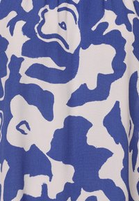 comma Bluse - royal weiß