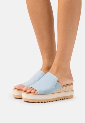 TOMS, Mules de tacón - light blue