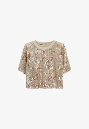 Beige cropped top met korte mouwen en ronde kraag, versierd met glanzende lichtroze en zilveren pailletten in verticale patronen.