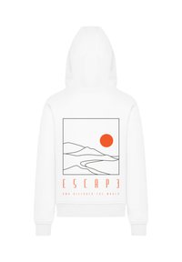 White hoodie featuring a graphic design of mountains and a sun in black and orange. Text reads "ESCAPE AND DISCOVER THE WORLD."