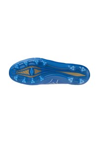 Suola di una scarpa sportiva blu con un motivo testurizzato, caratterizzata da sei tacchetti triangolari di trazione e una striscia di accentuazione giallo chiaro lungo il centro.