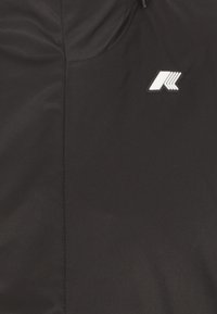 K-Way Giacca leggera - black