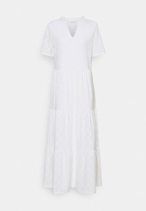 Robe midi blanche avec manches courtes, col en V, jupe à volants et motif subtil à œillets sur tout le tissu.