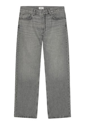 Graue Jeans mit geradem Bein, Vorder- und Gesäßtaschen, Gürtelschlaufen, Knopfverschluss und einem kleinen weißen Label am Bund.