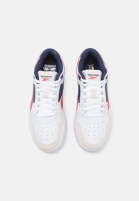 Reebok Classic Trainers - white