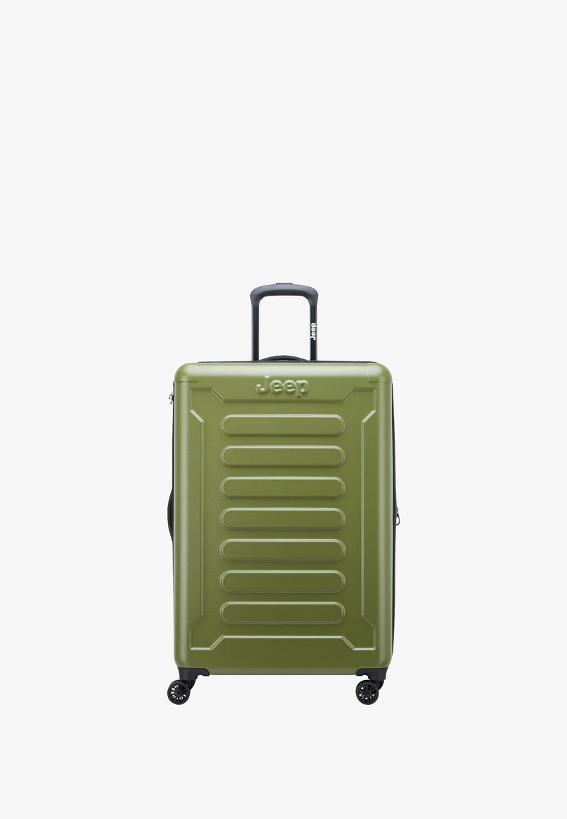 Maleta dura verde con una superficie texturizada, diseño acanalado, asa retráctil en la parte superior y cuatro ruedas giratorias para una mejor movilidad.