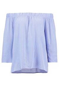 Blouse bleu clair à épaules dénudées avec des manches trois-quarts, fabriquée dans un tissu doux et lisse. Présente un décolleté élastique et des fentes latérales.