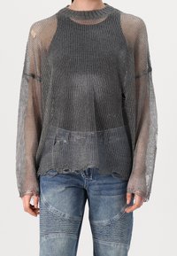 The Ragged Priest Pullover - grey