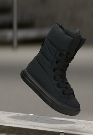 CHUCK TAYLOR ALL STAR ELEMENTS BOOT - Šņorējami puszābaki - black