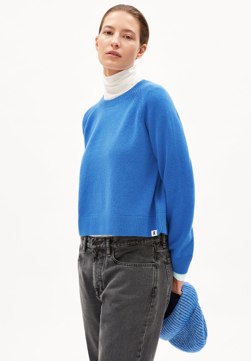 ARMEDANGELS DILIRIAA REGLANA - Strickpullover - warm blue