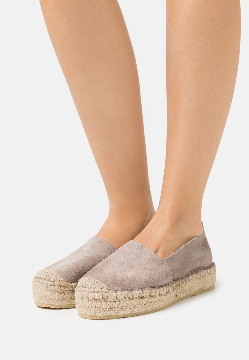 Pavement IDA - Εσπαντρίγιες - taupe