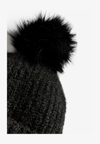Non selezionato, black