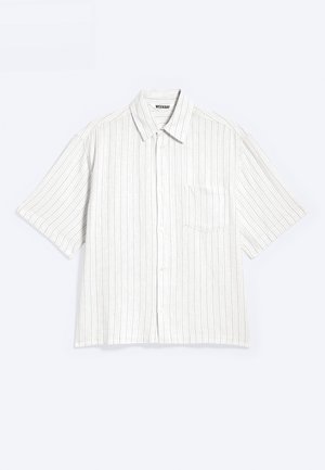 Weekday, FRANCO SHORTSLEEVE - Chemise - white/grey