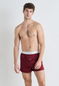 Calvin Klein Underwear BOXER SLIM 2 PACK MODERN COTTON STRETCH - Bokseršorti - black/red