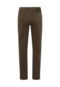 Bruine katoenbroek met een rechte pijpdesign, voorzien van twee achterzakken en een gemarmerd taillebandlabel.